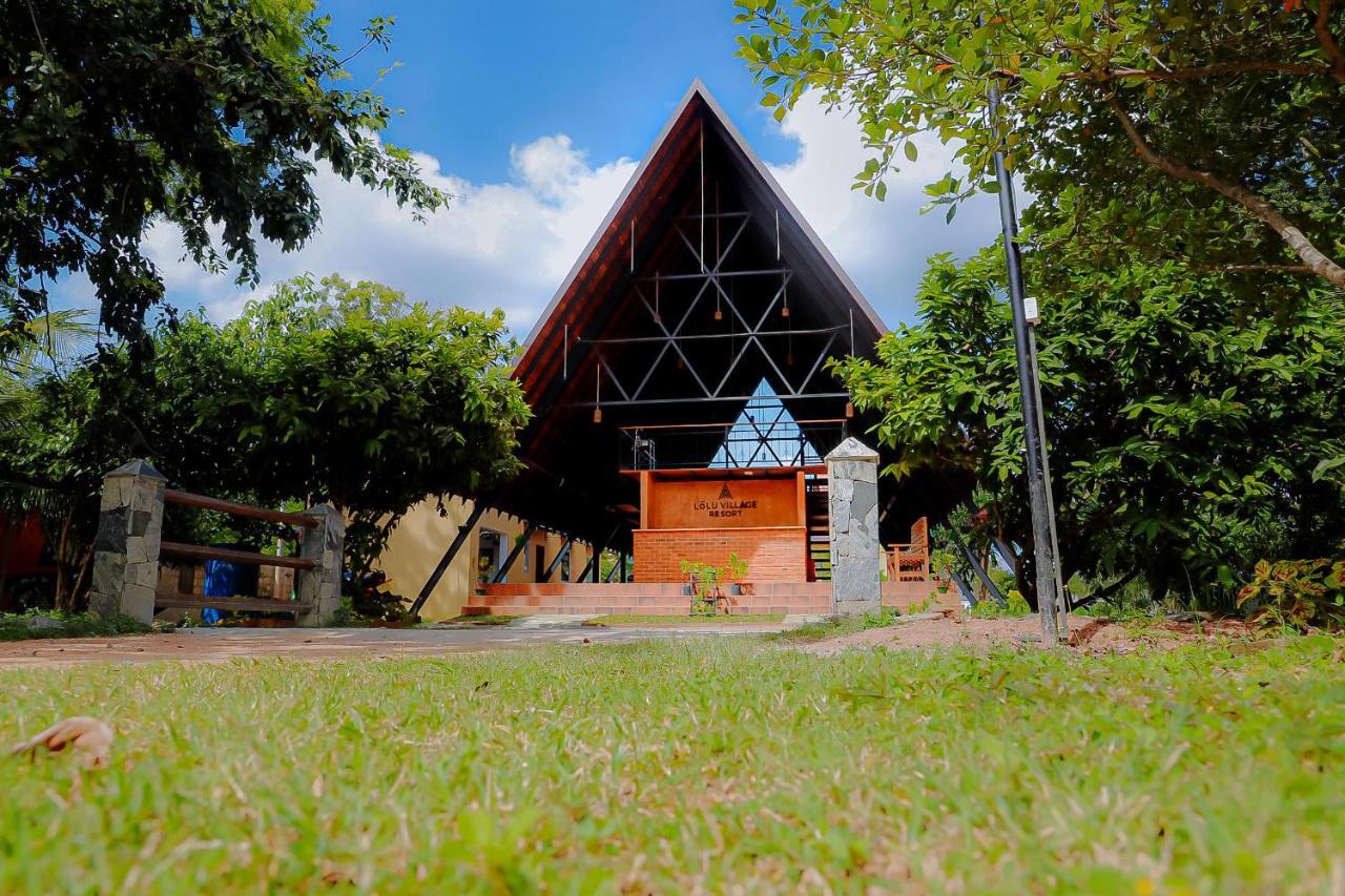 Lolu Village Resort 아누라다푸라 외부 사진