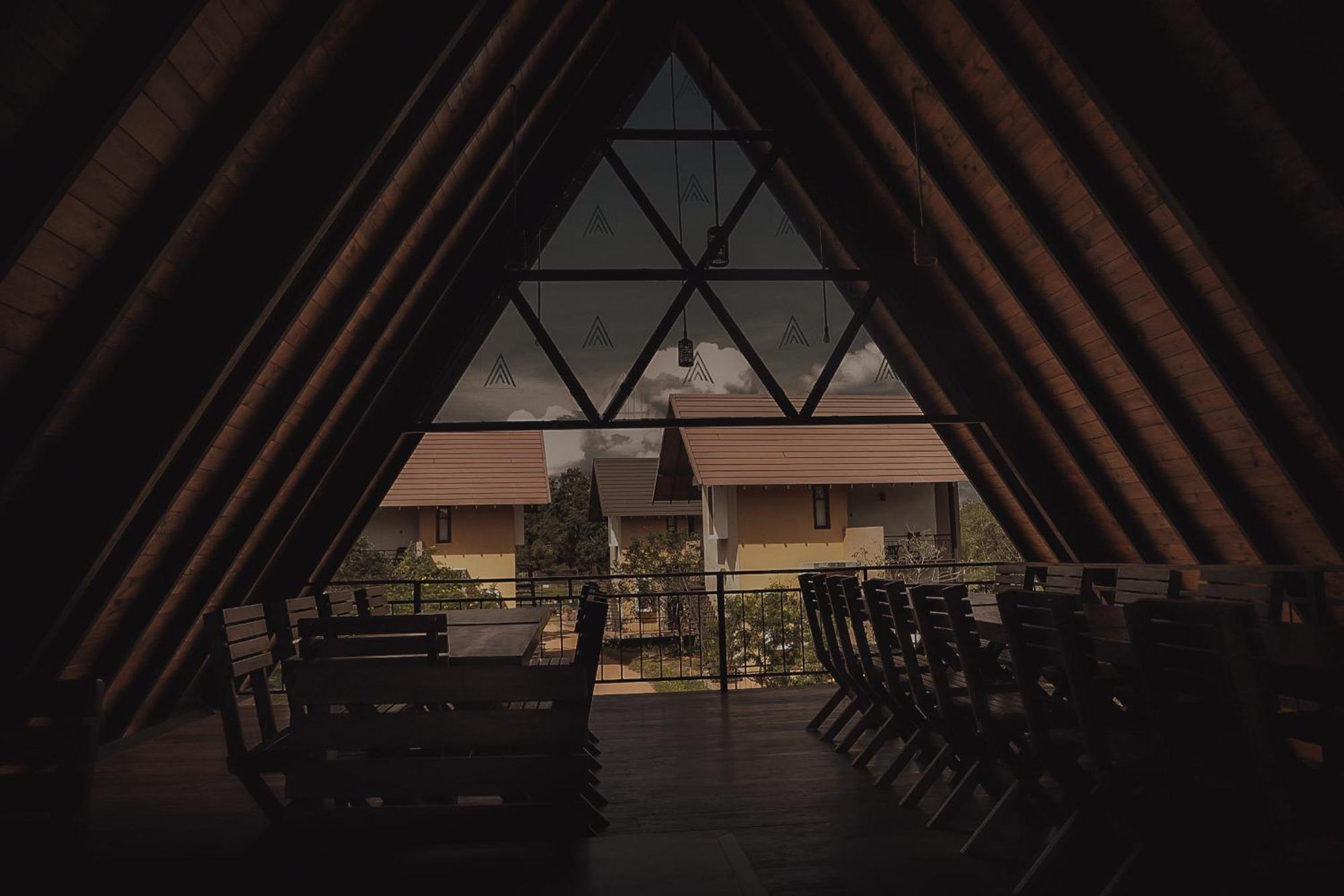 Lolu Village Resort 아누라다푸라 외부 사진